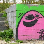 Hausen, fetter rosa grüner Mauer Ghost_1024